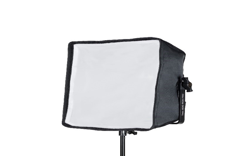 ¡Nuevos paneles Quadralite Thea PRO y accesorios dedicados! — 3