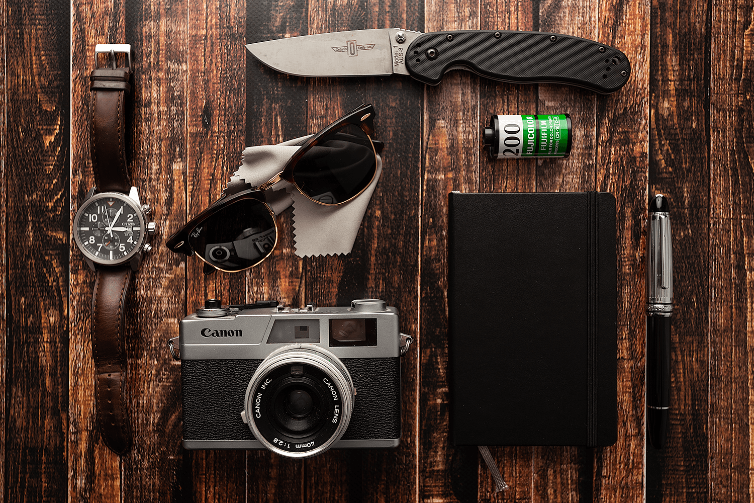 Flat lay: una combinación creativa de fotografía de producto y lifestyle — 6