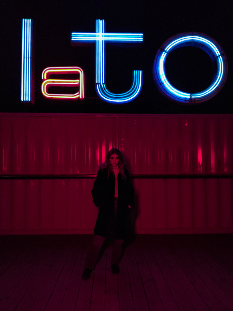 How to take portrait photos at night? — 6