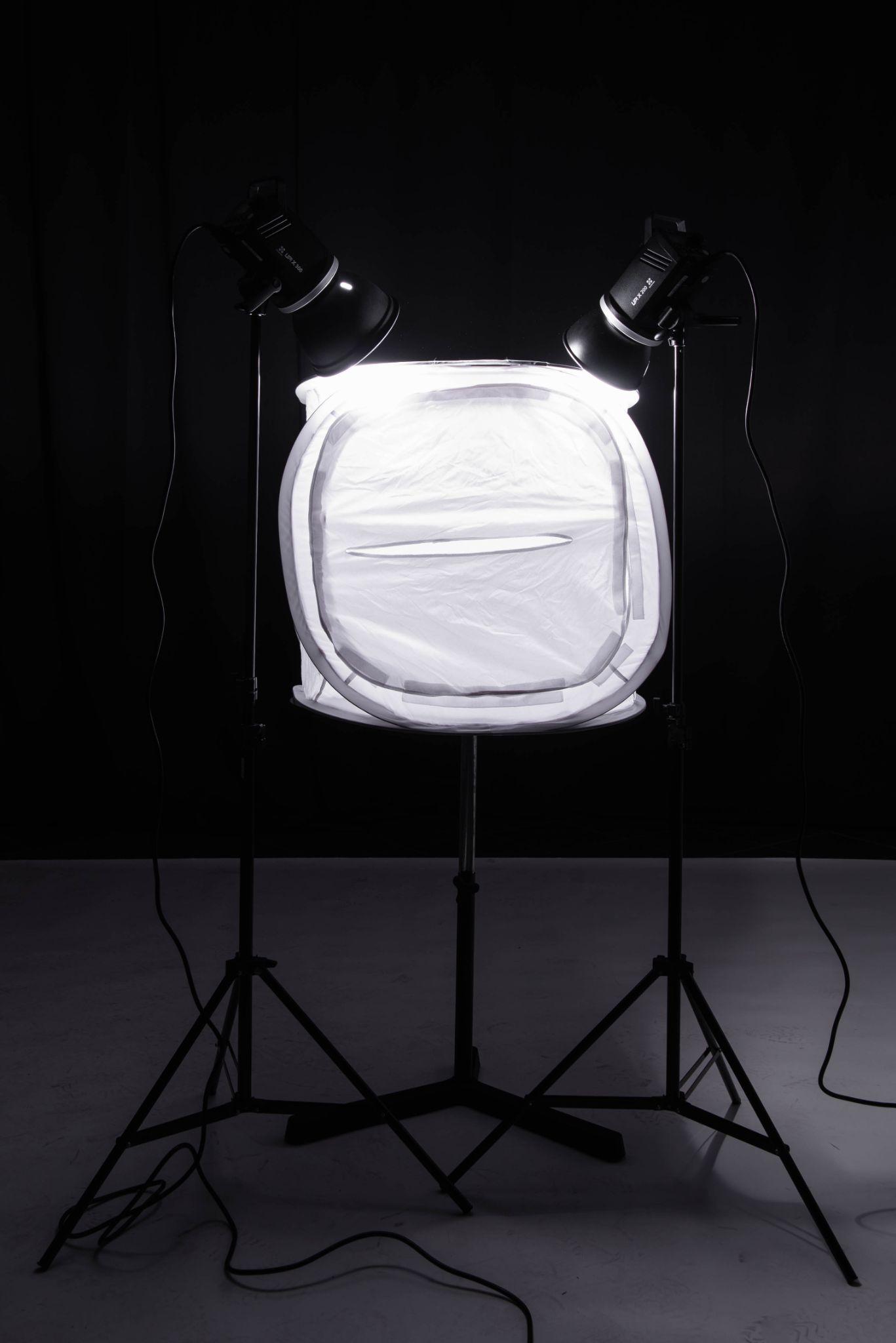 How to photograph a product for sale with a digital camera — 2