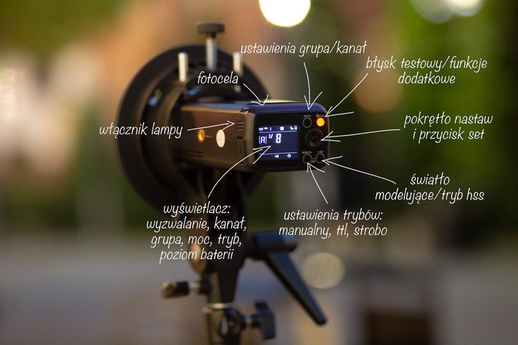 Quadralite Reporter 200TTL – mała lampa, o wielkich możliwościach — 1