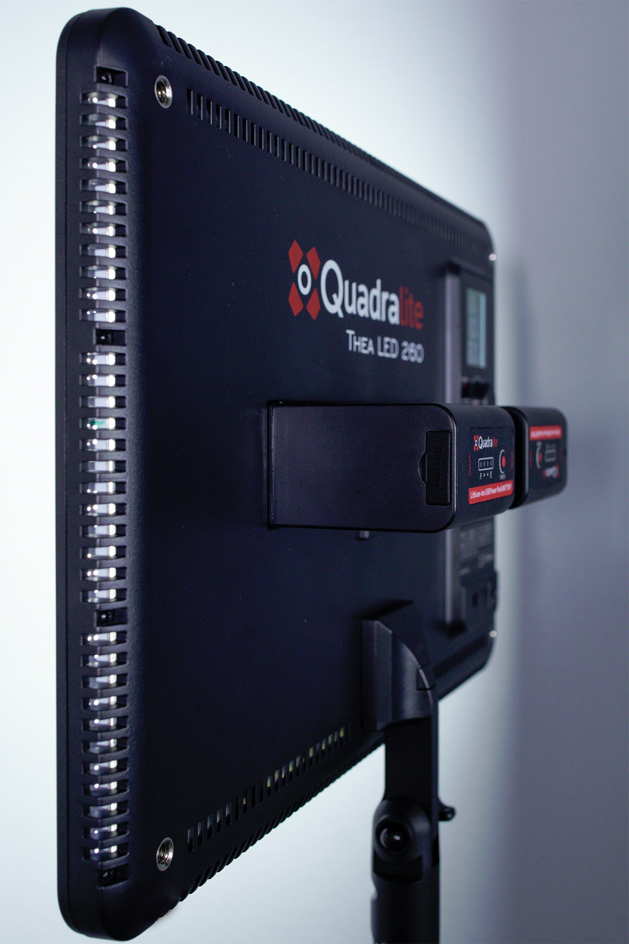 Quadralite NP-F970Pro-USB