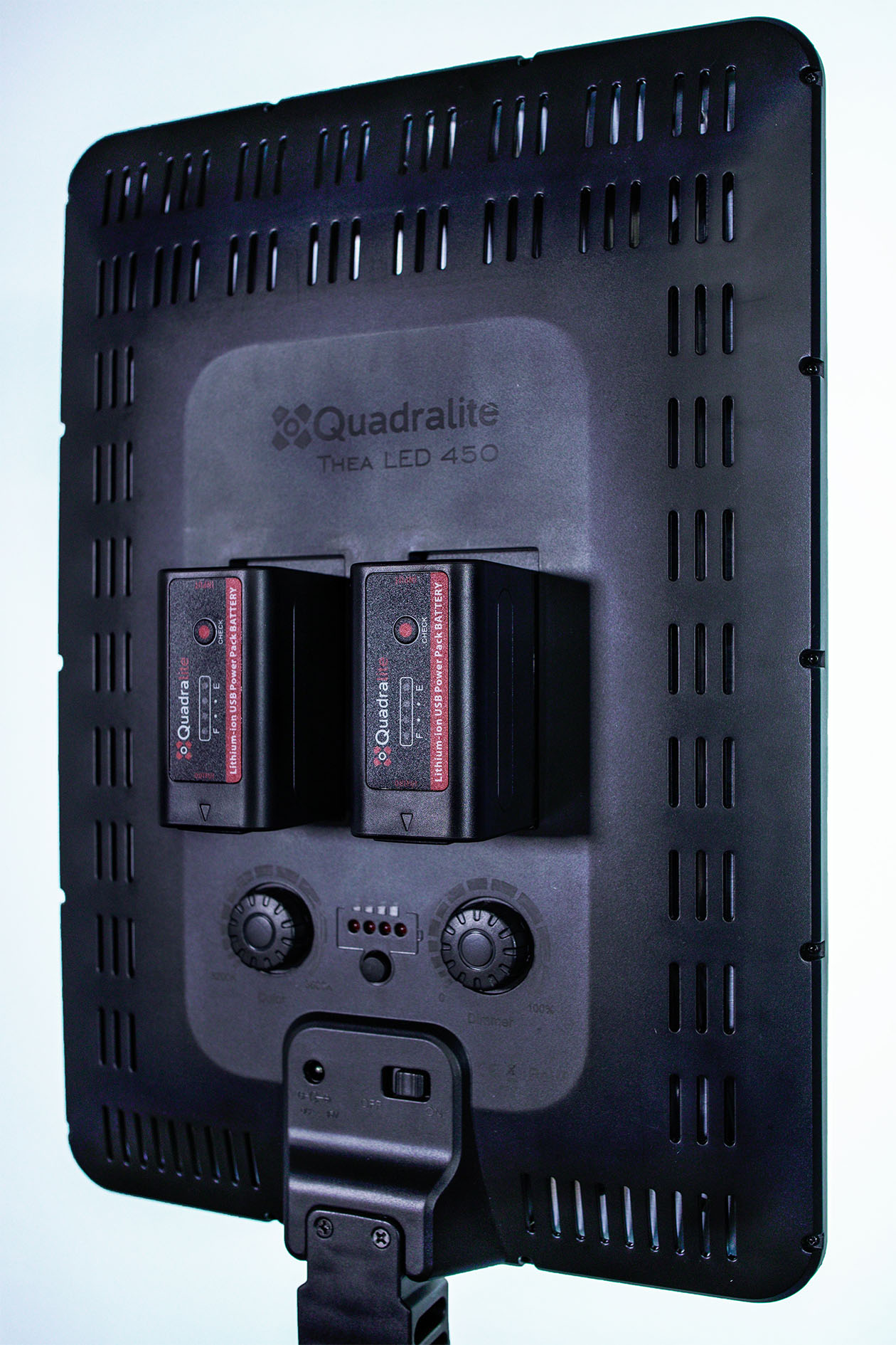 Quadralite NP-F750Pro-USB
